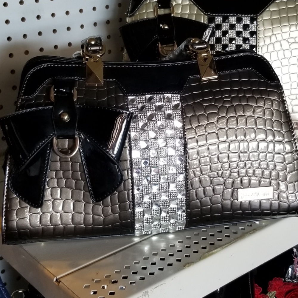 Women's handbags